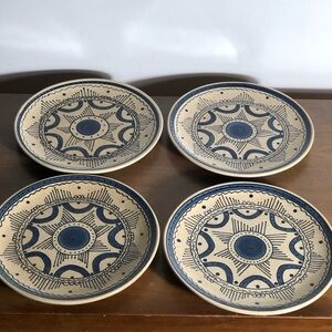 Jim Shore Carolina Trade 9” pottery salad plate DISCOUNTINUED- Set Of 4
